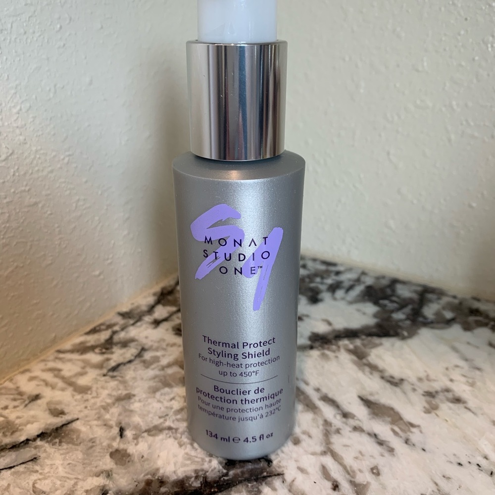 MONAT Thermal Protect Styling Shield